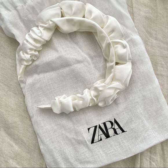 Zara Accessories - NWOT Zara Headband